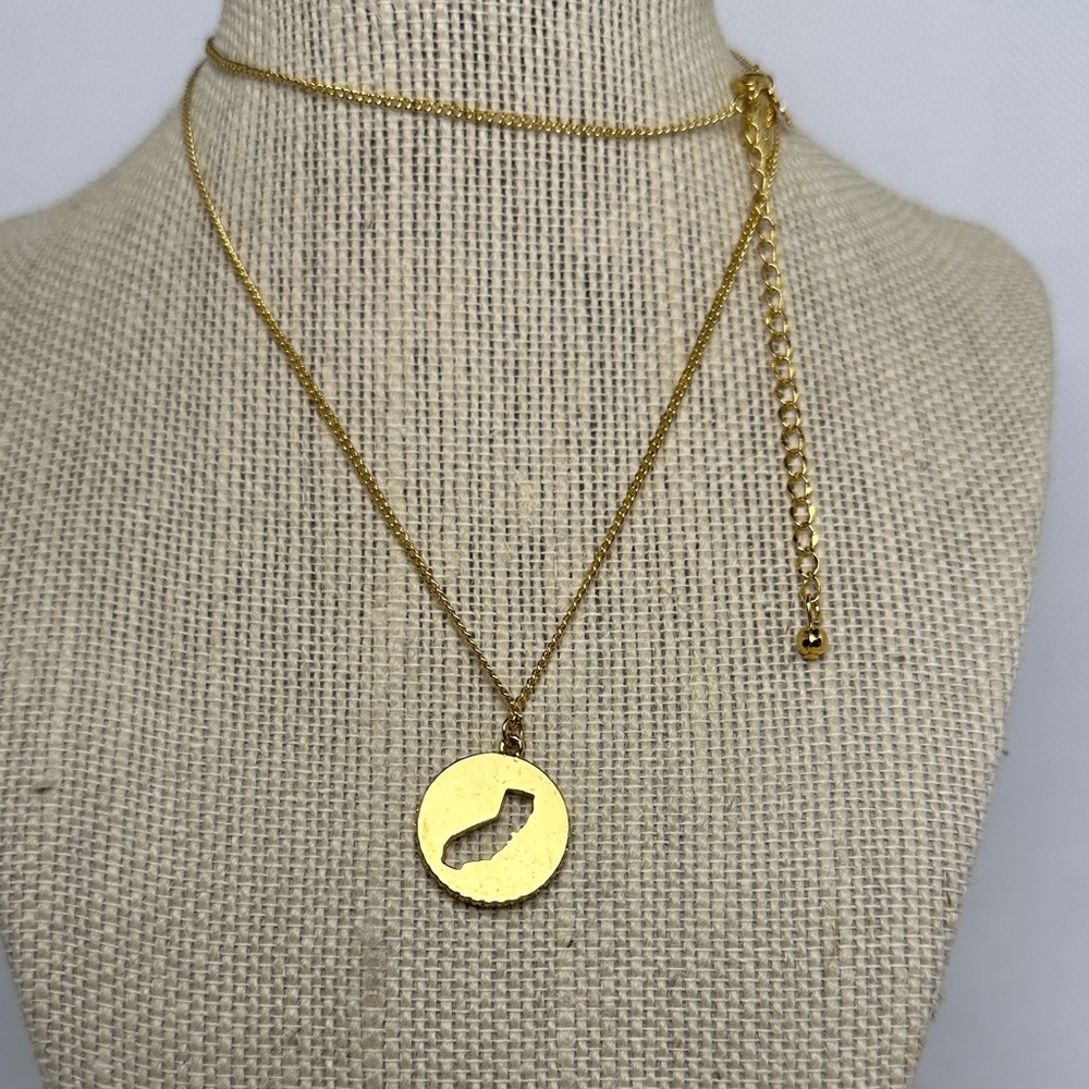 Kate Spade Gold Tone Round California Pendant Necklace 24” with 3” Extender